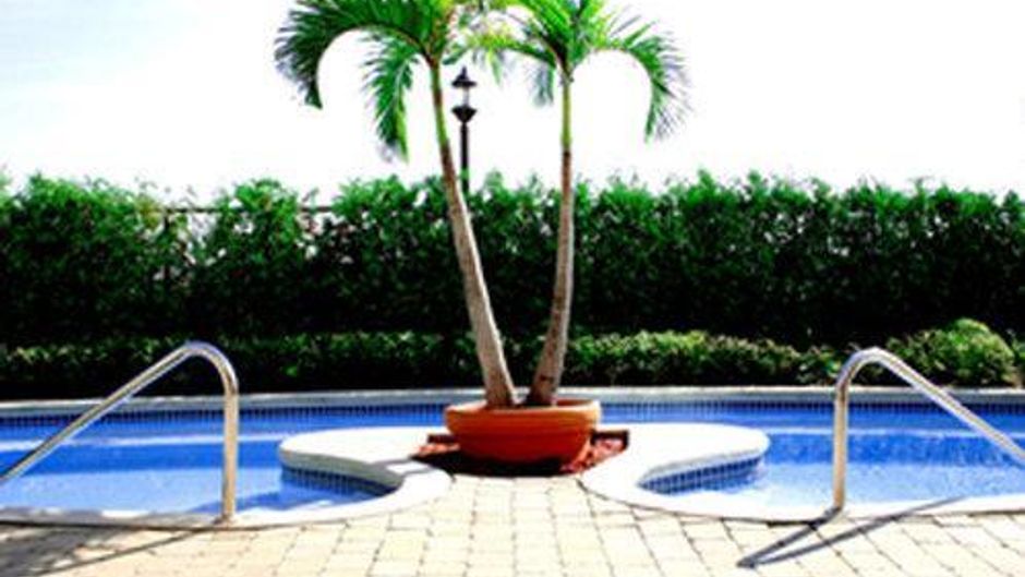 Le St-Martin Hotel & Suites Pool