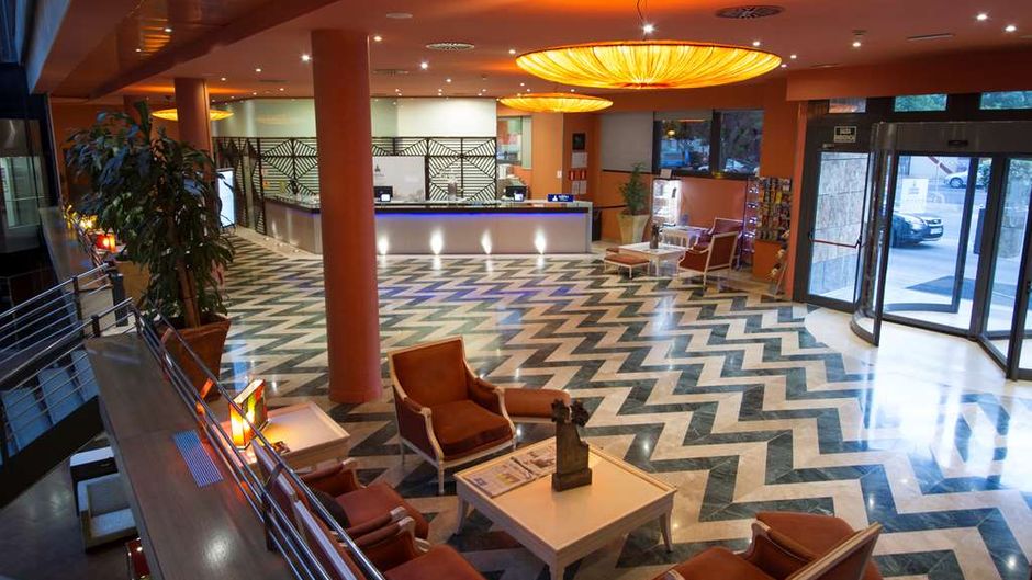 Hotel Ribera de Triana Lobby