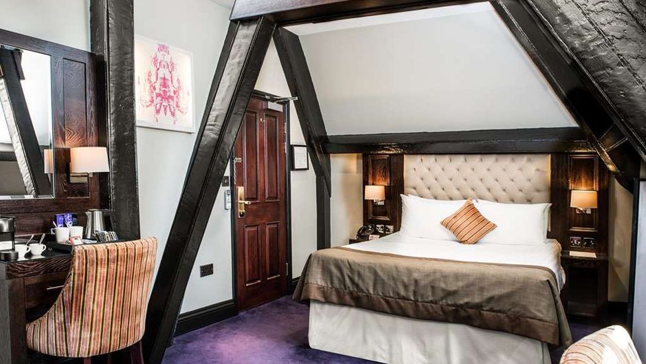 The Great Victoria Hotel Room