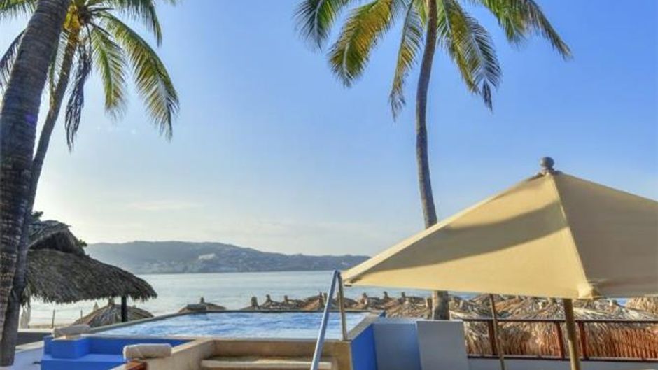 Krystal Beach Acapulco Spa