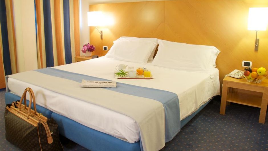 Executive Hotel Room