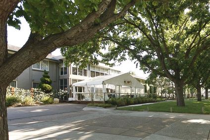 Forrest Hotel & Apartments