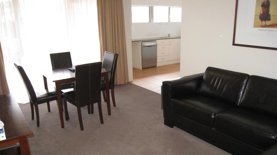 Forrest Hotel & Apartments Room