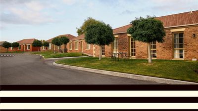 Country Club Villas