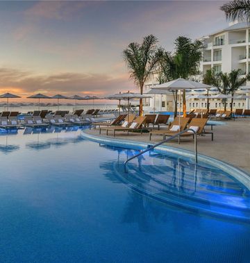 Playacar Palace
