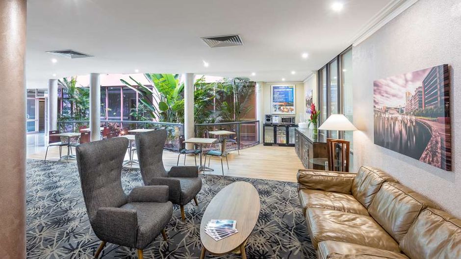Kimberley Gardens Hotel, Serviced Apts Lobby