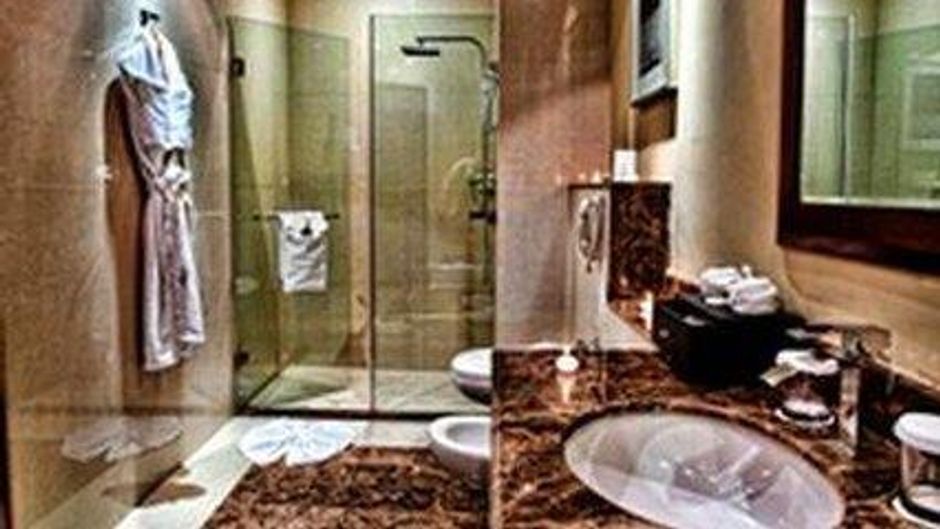 Concorde Hotel Doha Room