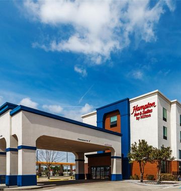 Hampton Inn & Suites Tomball