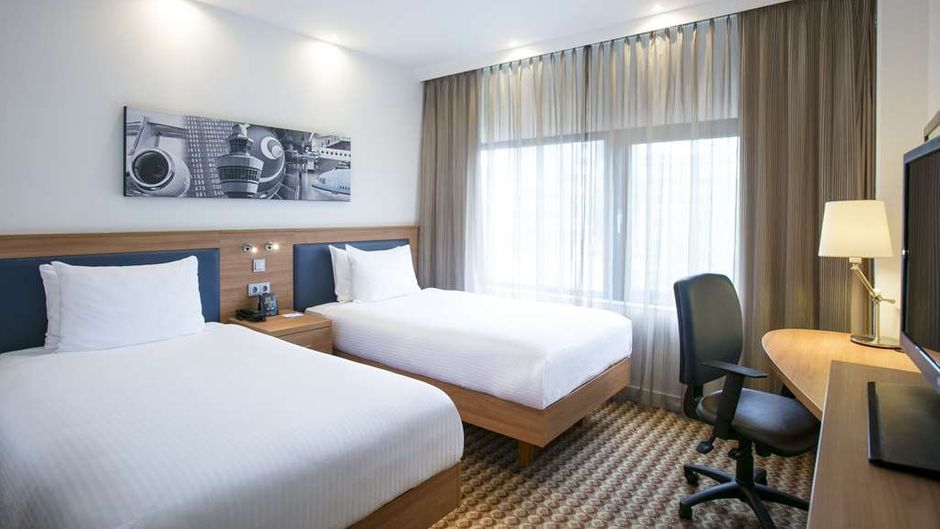 Hampton by Hilton Amsterdam Airport Room