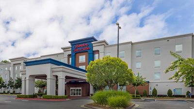 Hampton Inn & Stes Camp Creek Mrketplace