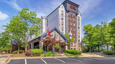 Hampton Inn & Suites Gwinnett
