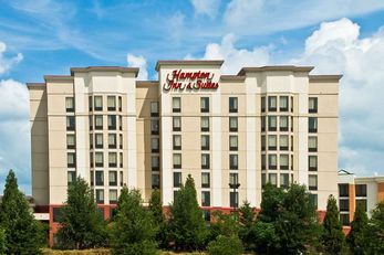 Hampton Inn & Suites-Atlanta Airport N