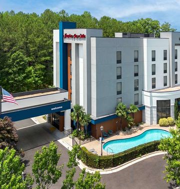 Hampton Inn & Suites Atlanta-Six Flags