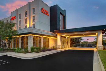 Hampton Inn & Suites Austin Airport