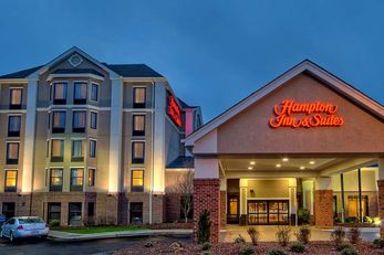 Hampton Inn & Suites Asheville Airport