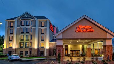 Hampton Inn & Suites Asheville Airport