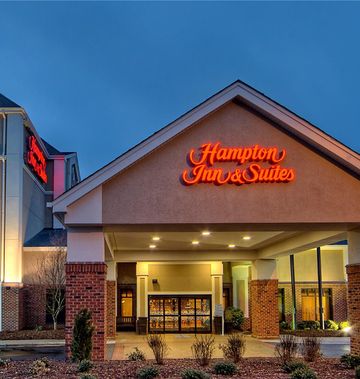 Hampton Inn & Suites Asheville Airport