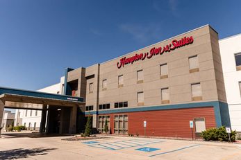 Hampton Inn & Suites Conference Center