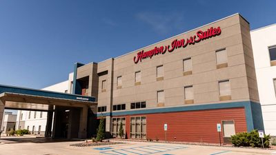Hampton Inn & Suites Conference Center