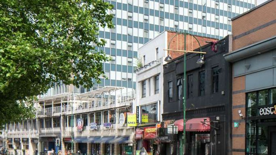 Hampton Birmingham Broad Street Exterior