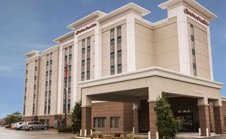 Hampton Inns & Suites Nashville Arpt