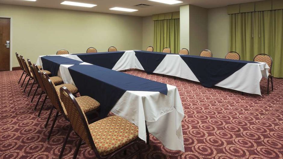 Hampton Inn by Hilton Ciudad Victoria Meeting