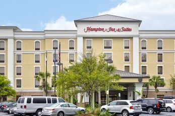 Hampton Inn & Suites North Charleston