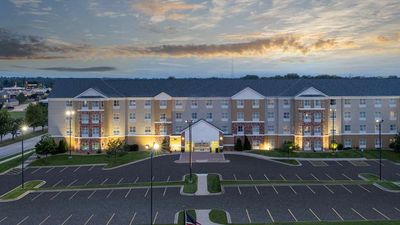 Homewood Suites Cedar Rapids North