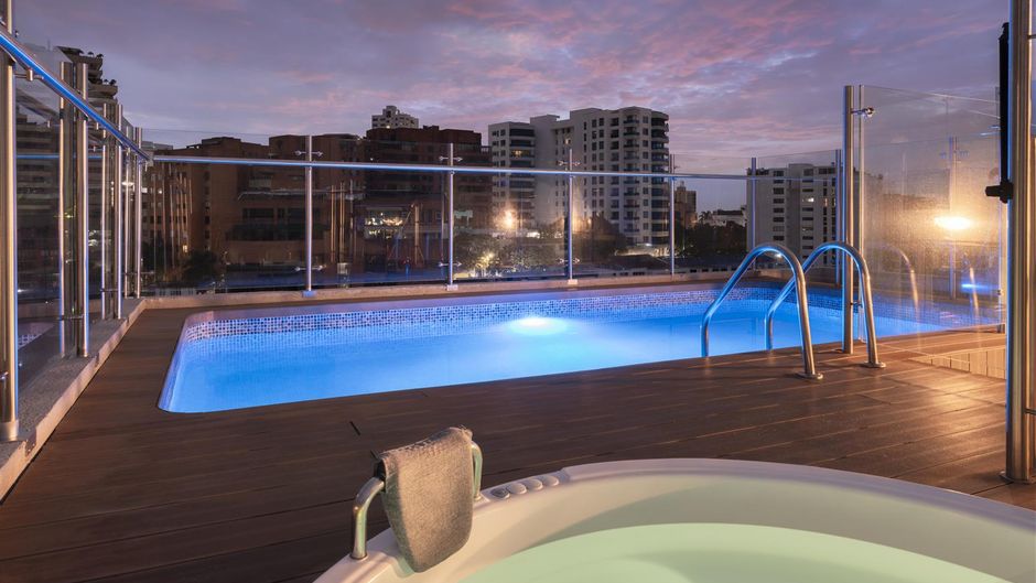 Hampton Inn by Hilton Cali Pool