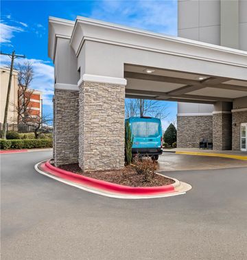 Hampton Inn & Suites Charlotte/Airport