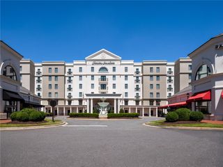 Hampton Inn & Suites South Park