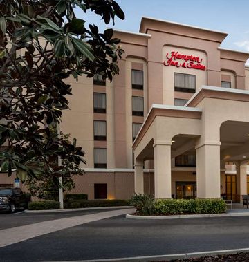 Hampton Inn & Suites Largo