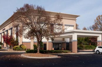 Hampton Inn Commerce