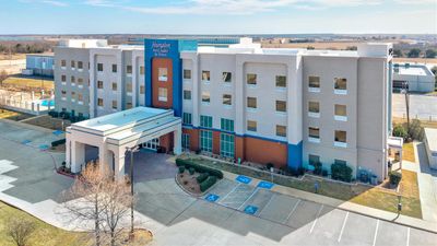 Hampton Inn & Suites Corsicana