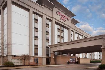 Hampton Inn Charleston-Southridge