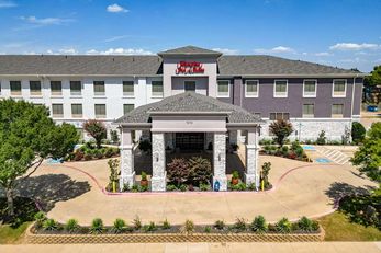 Hampton Inn & Suites Denton