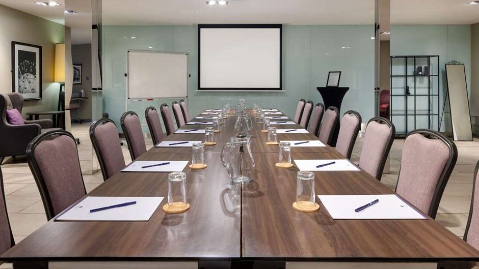 DoubleTree by Hilton Edinburgh City Meeting