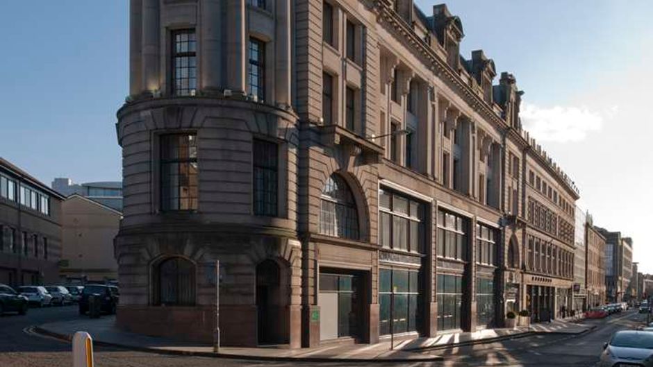 DoubleTree by Hilton Edinburgh City Exterior