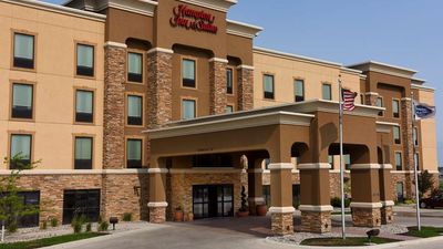 Hampton Inn & Suites Fargo