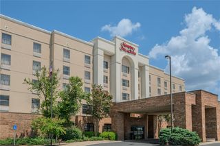 Hampton Inn & Suites Florence-Downtown