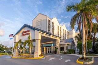 Hampton Inn & Suites FLL Airport