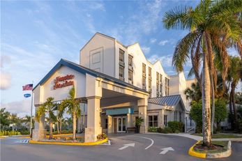 Hampton Inn & Suites FLL Airport