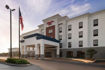 Hampton Inn Dupont
