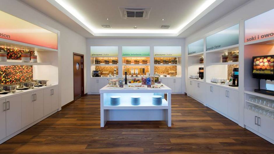 Hampton by Hilton Gdansk Airport Restaurant