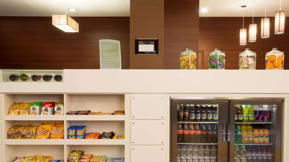 Hampton by Hilton Gdansk Airport Restaurant
