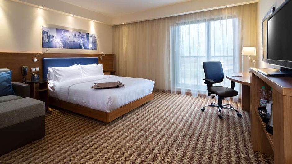 Hampton by Hilton Gdansk Airport Room