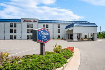 Hampton Inn Grand Rapids North