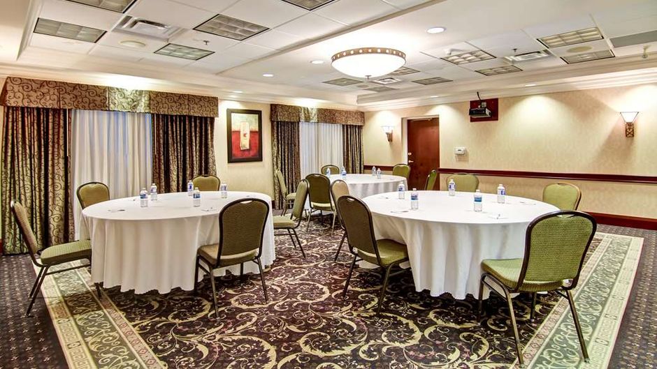 Hampton Inn & Suites by Hilton Guelph Meeting