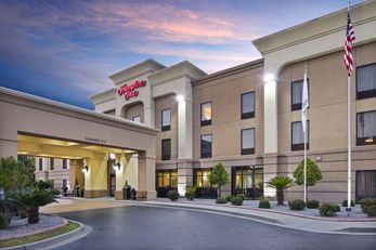 Hampton Inn - Hinesville