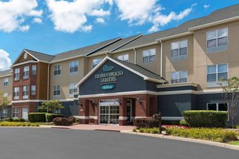 Homewood Suites by Hilton